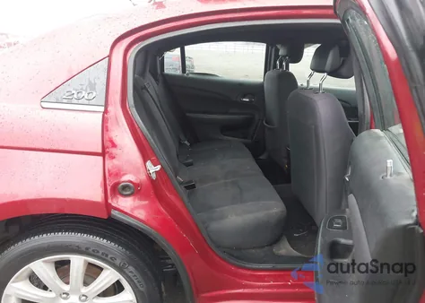 2014 Chrysler 200 Touring из США, поврежденный, VIN 1C3CCBBB6EN159067